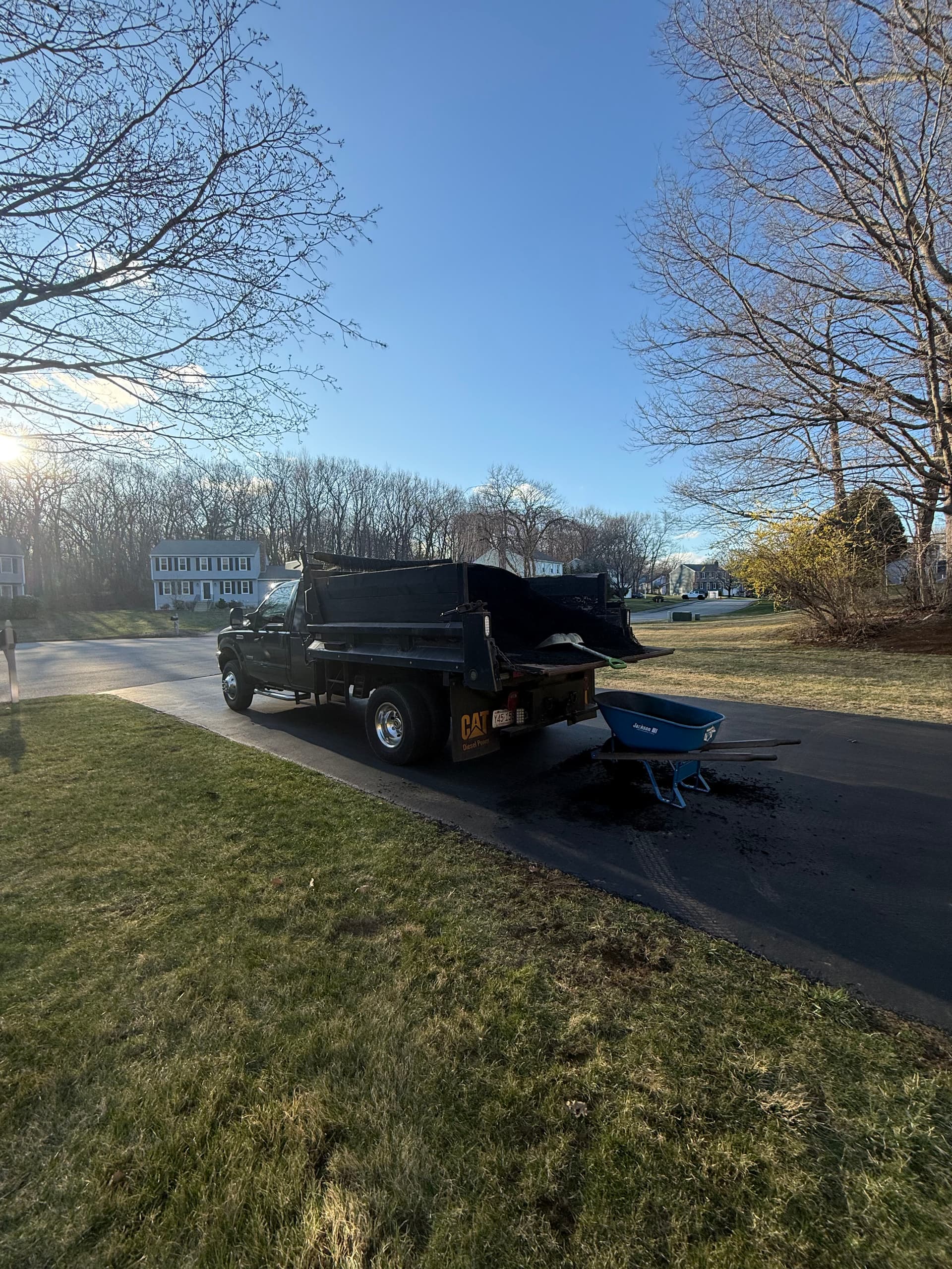 Gallery photos for Fresh Mulch and Paver Hardscape Upgrade Front and Back: Image #3