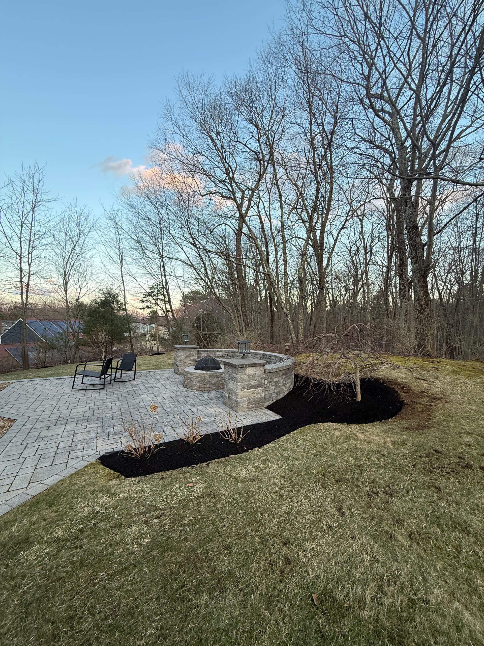 Gallery photos for Fresh Mulch and Paver Hardscape Upgrade Front and Back: Image #2